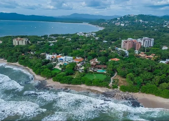 Naxos 8 Tamarindo